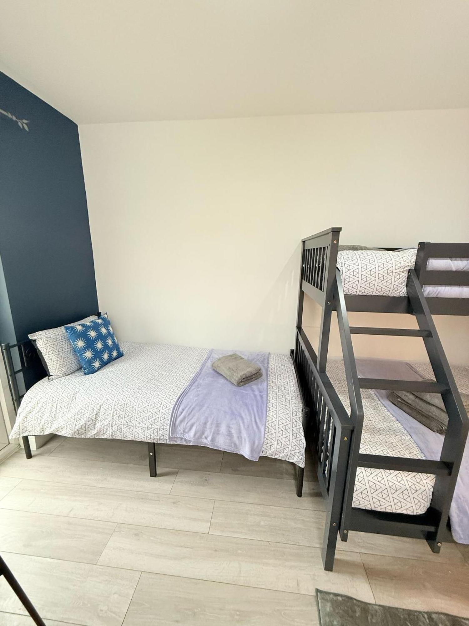 Tottenham En Suites Guest Rooms London Bagian luar foto