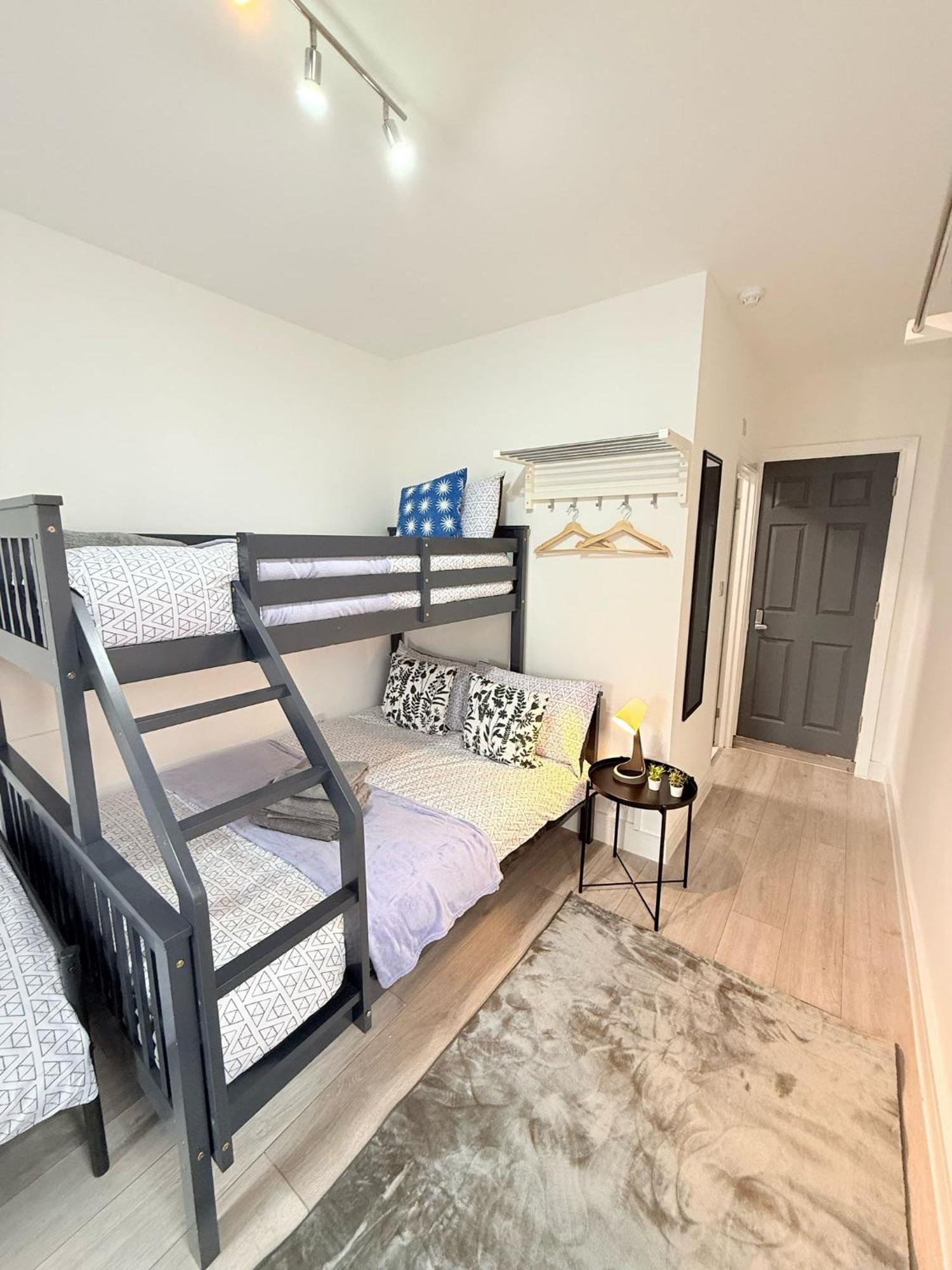 Tottenham En Suites Guest Rooms London Bagian luar foto