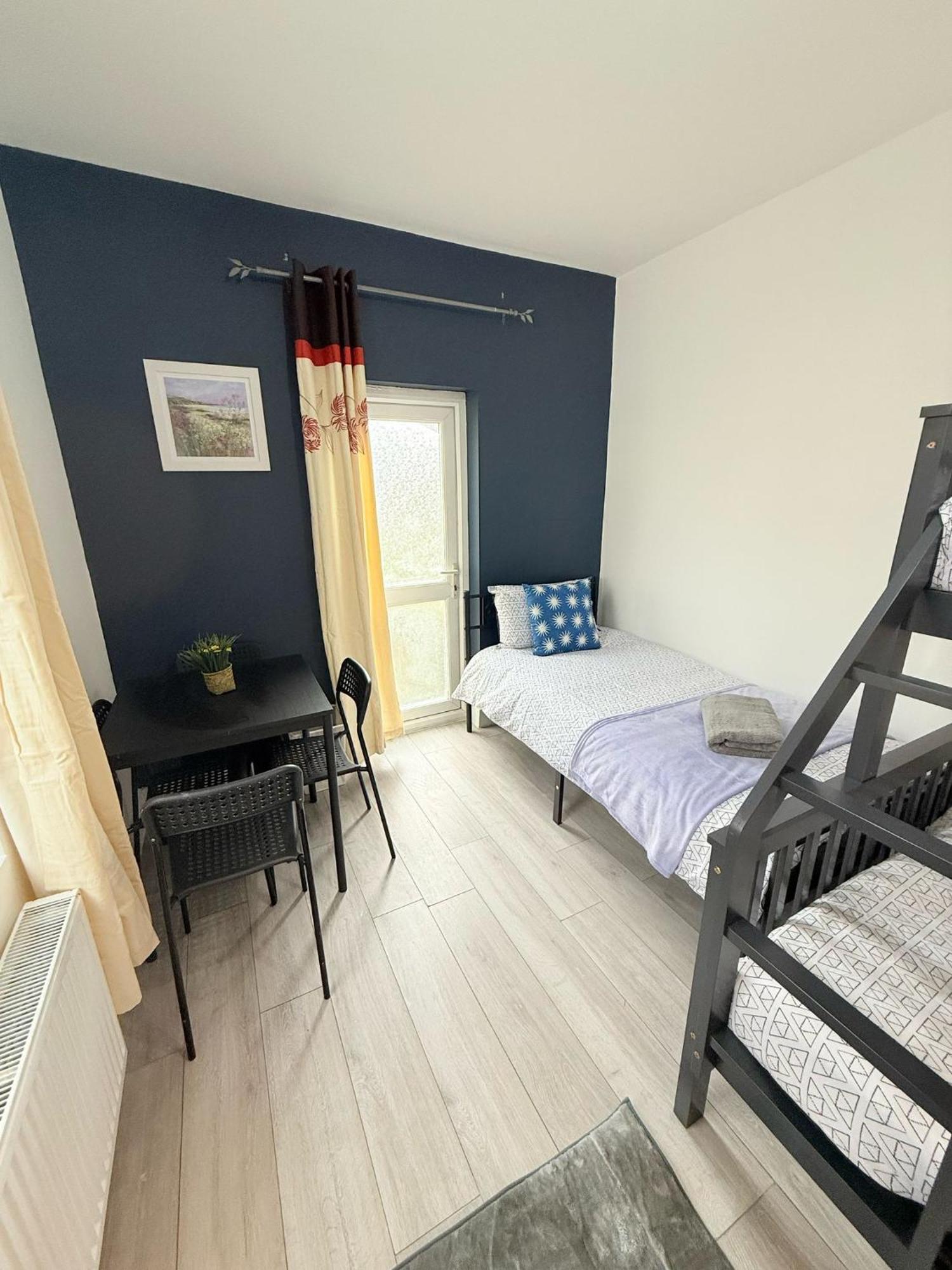 Tottenham En Suites Guest Rooms London Bagian luar foto