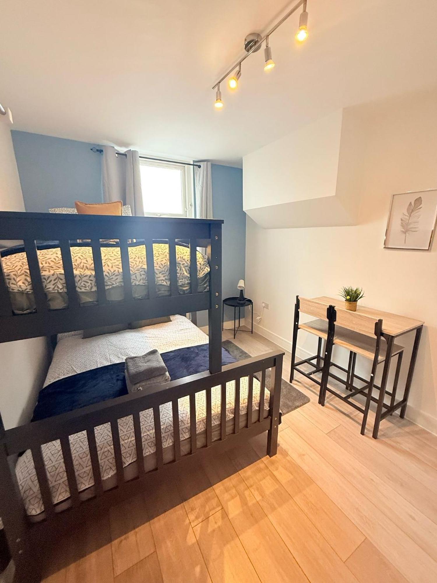 Tottenham En Suites Guest Rooms London Bagian luar foto