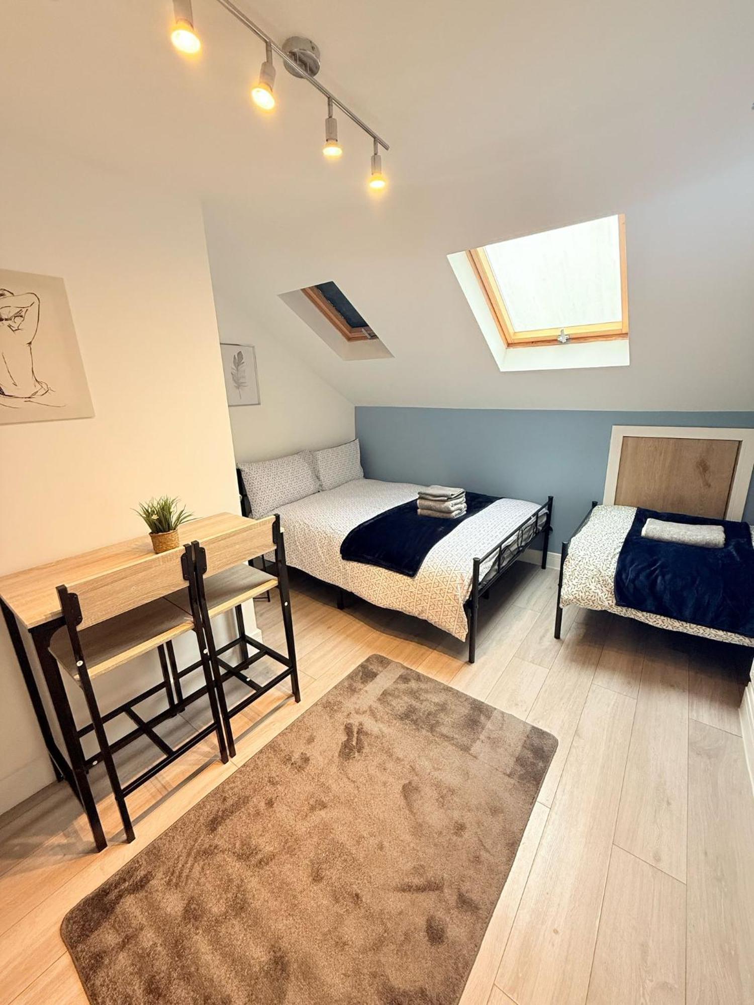 Tottenham En Suites Guest Rooms London Bagian luar foto