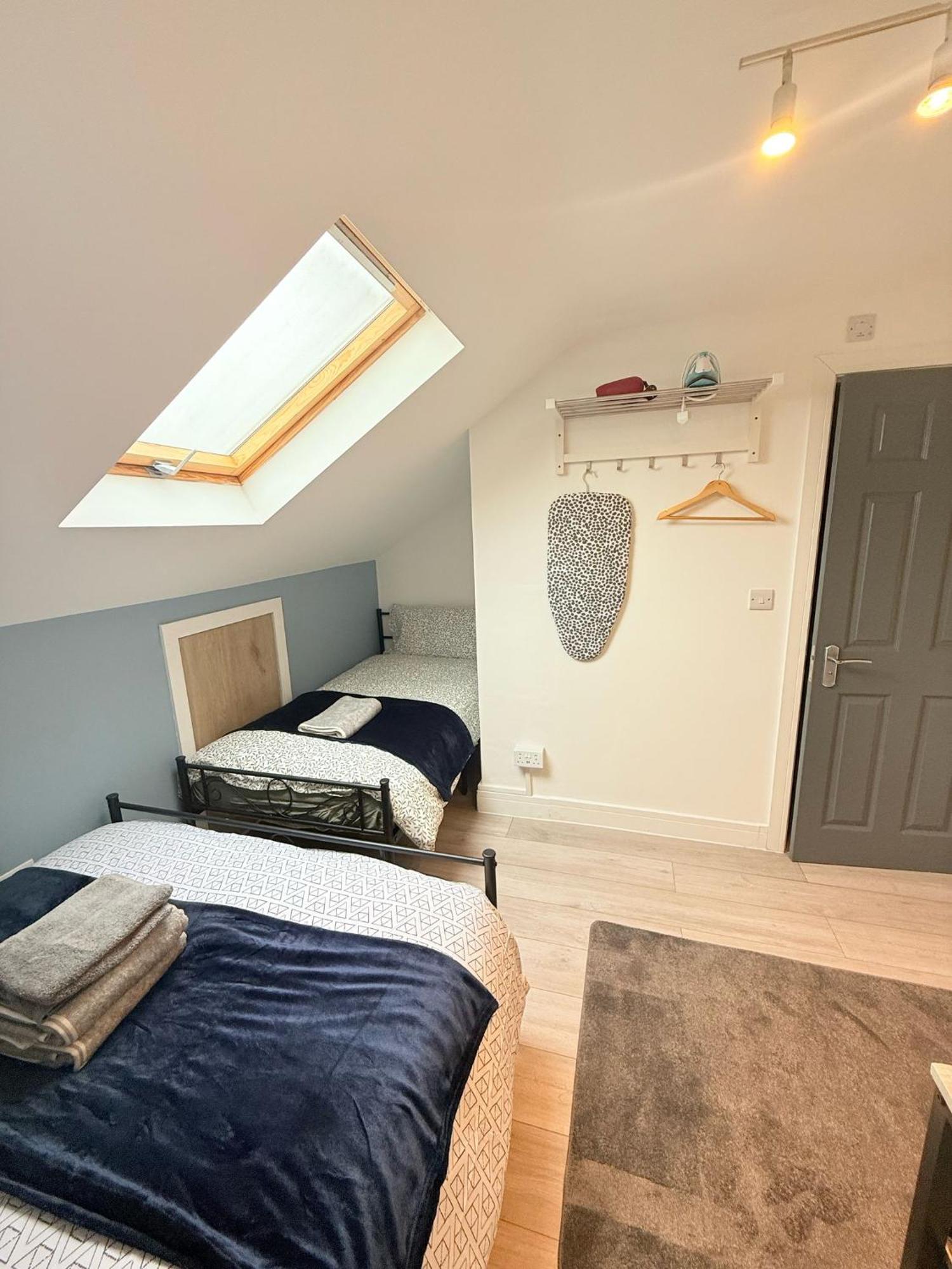 Tottenham En Suites Guest Rooms London Bagian luar foto